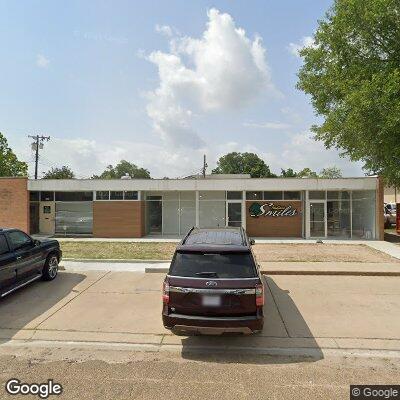 Thumbnail image of the front of a dentist office practice with the name Lara B Henderson Dentist which is located in Eunice, LA